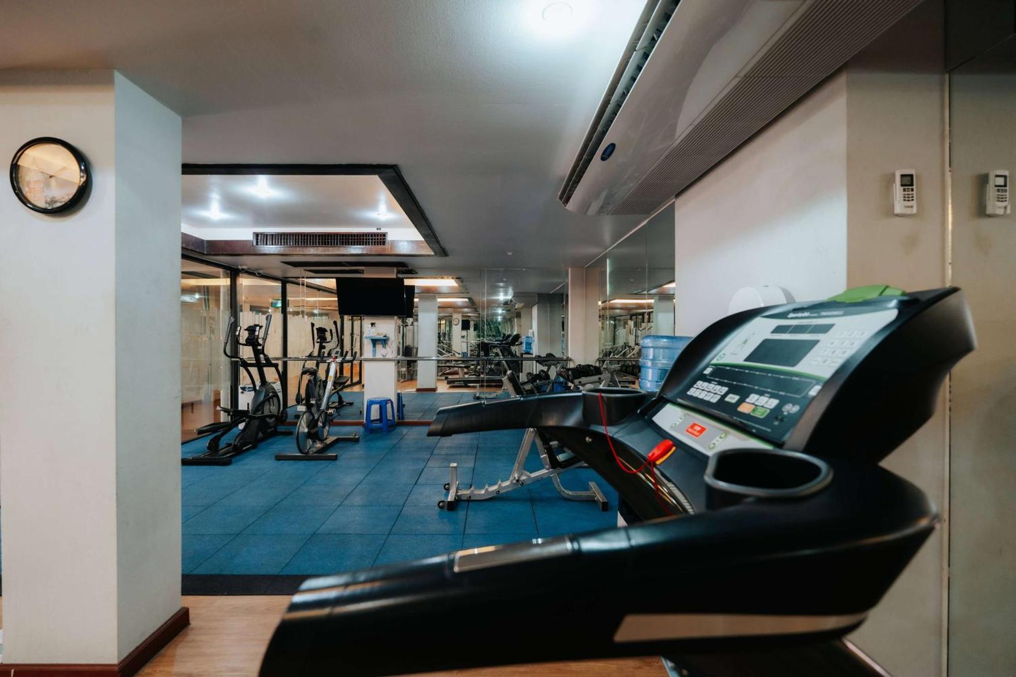 Days Inn By Wyndham Patong Beach Екстер'єр фото